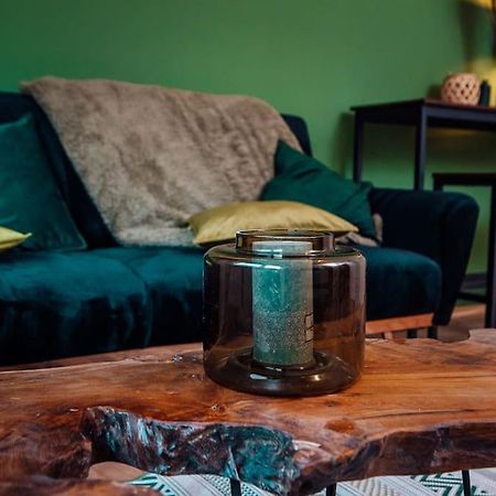 Green & Modern - City - Netflix - Wifi - 2 Person Essen Exterior photo